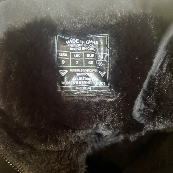 SOLD!! Roxy Boots Size 9 - Picture 3 of 3